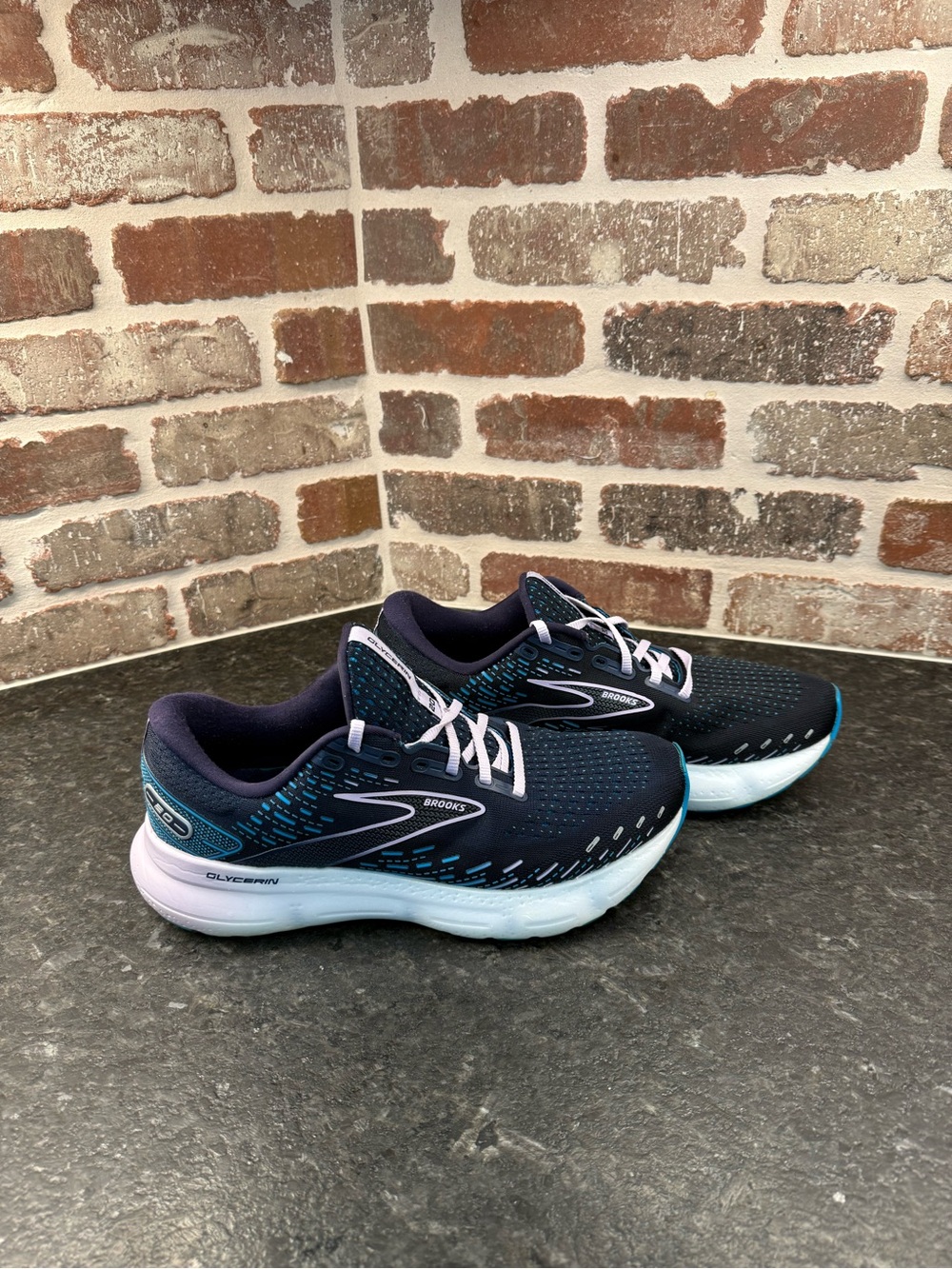 Brooks Glycerin 20 Women's Size 10 Wide Running Shoes Navy Blue Lilac